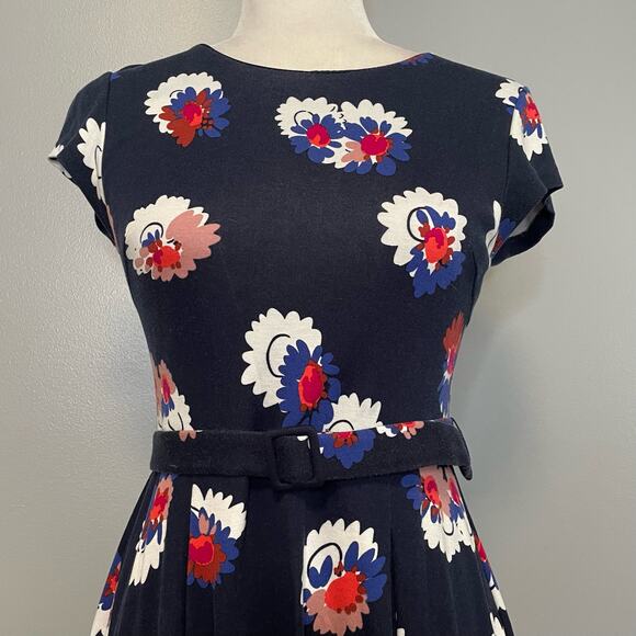Boden Aida Blue Floral Belted Fit and Flare Dress 2 Cocktail Work - Picture 2 of 7